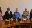 Da. Carmen Ruiz Barrionuevo recibió su diploma como miembro correspondiente de la Academia Venezolana de la Lengua
